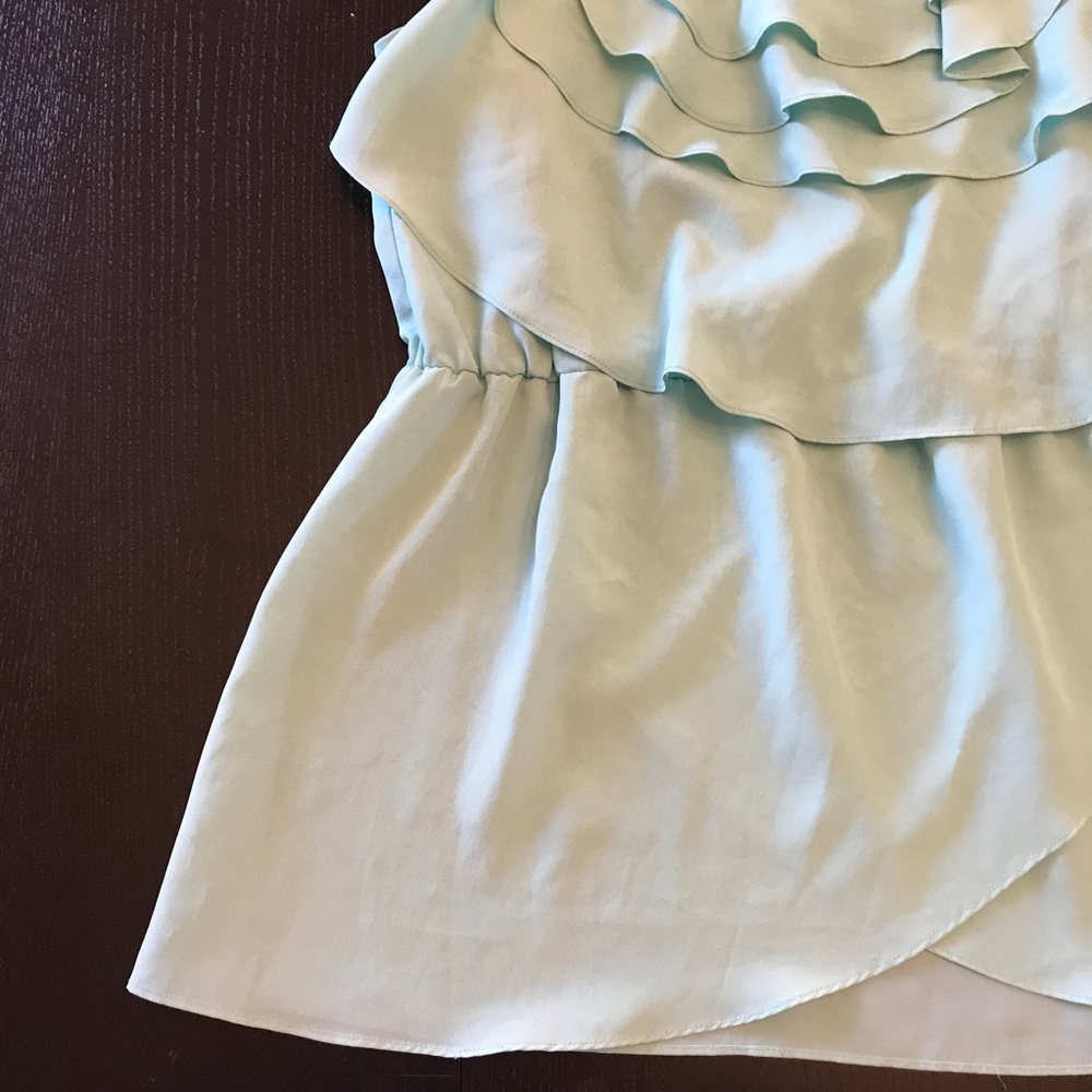 Pretty flutter top - Picture 3 of 4